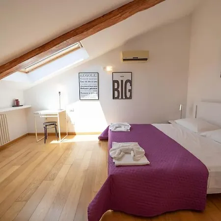 Kiss By Dimorra * Naples