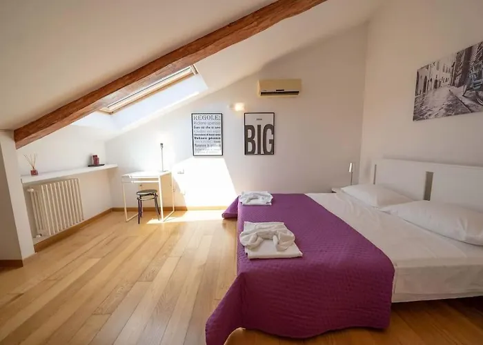 Kiss By Dimorra * Naples