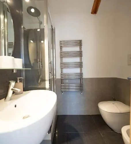 Kiss By Dimorra Naples